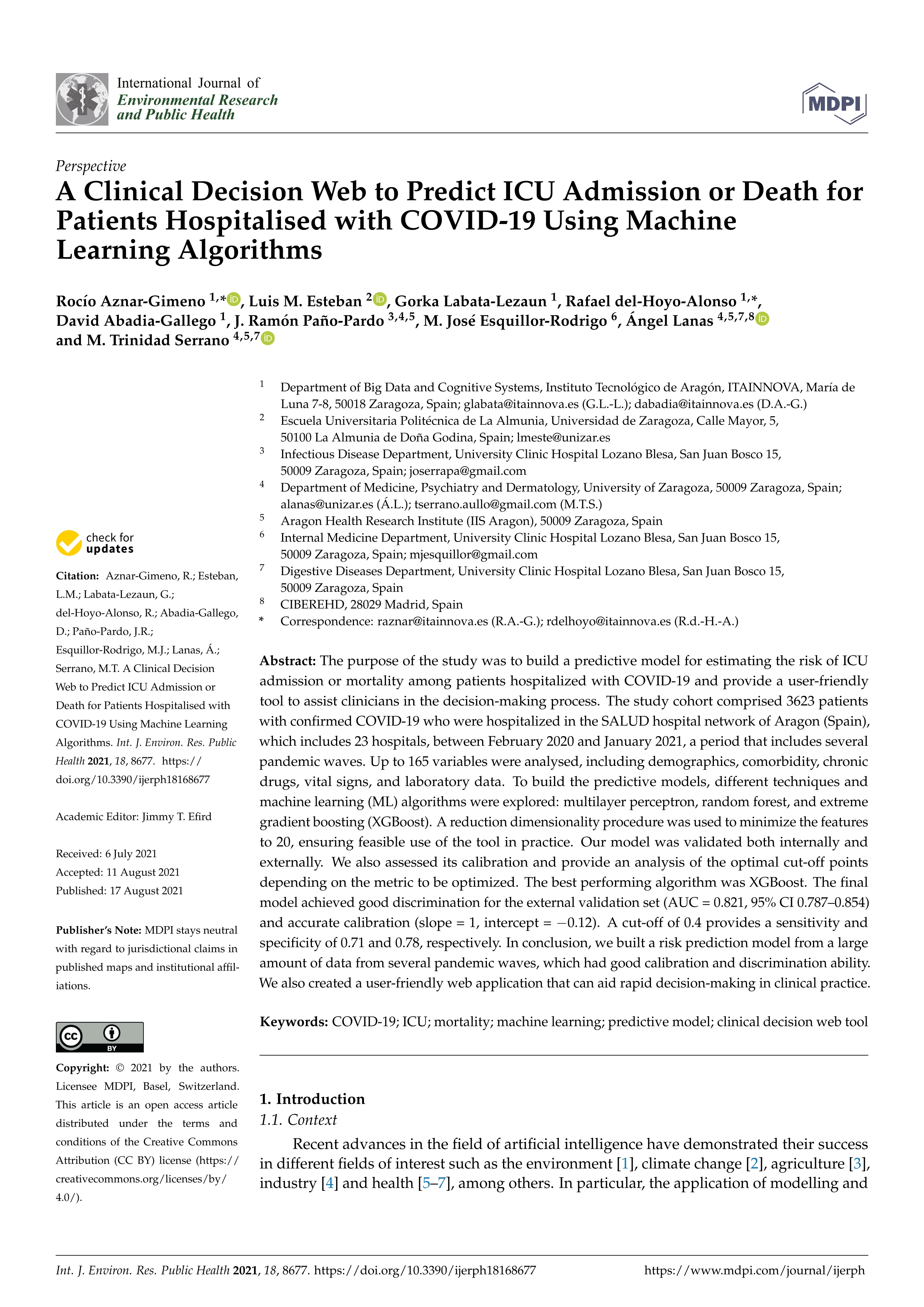 A clinical decision web to predict ICU admission or death for patients hospitalised with Covid-19 using machine learning algorithms