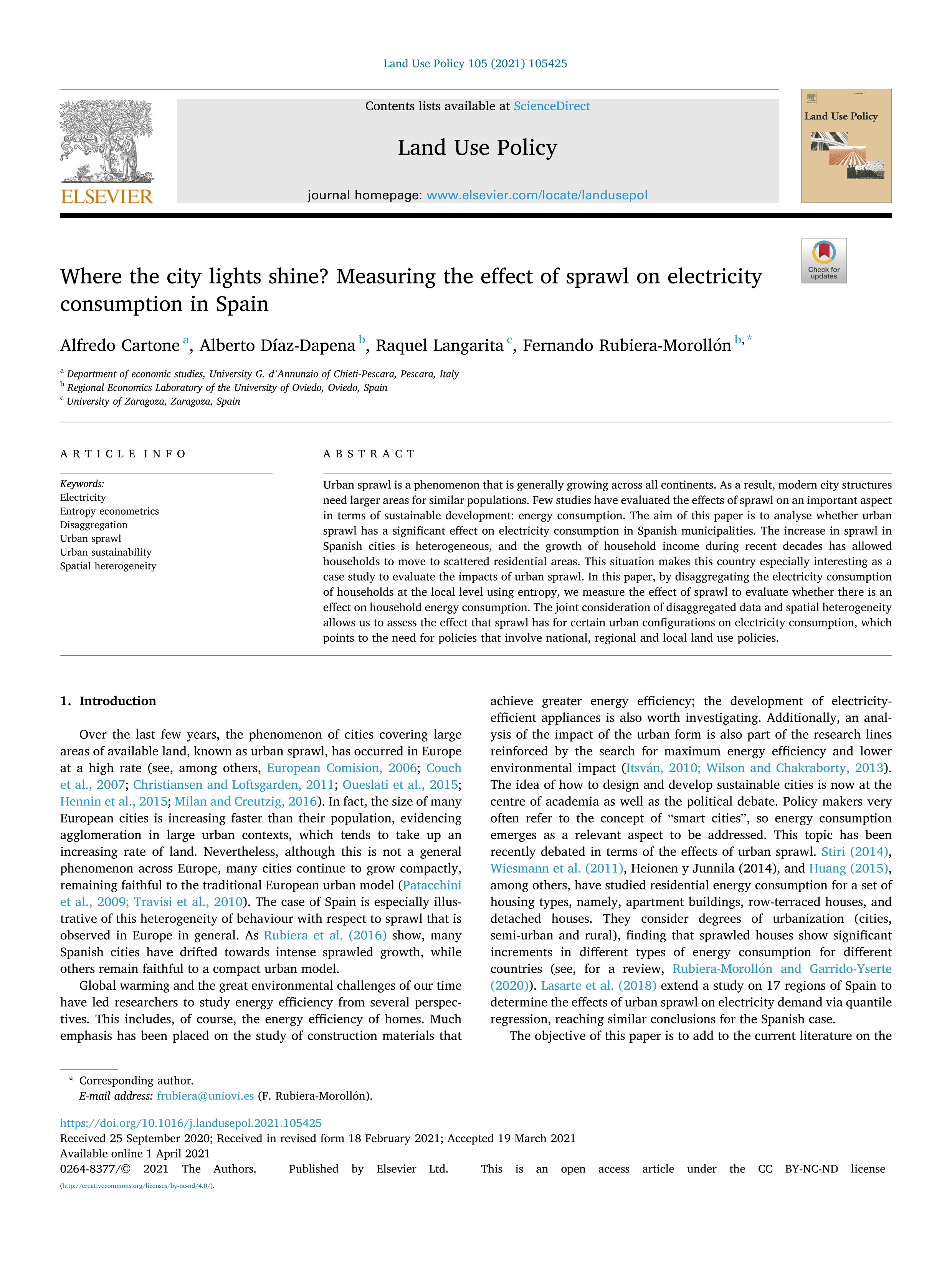 Where the city lights shine? Measuring the effect of sprawl on electricity consumption in Spain