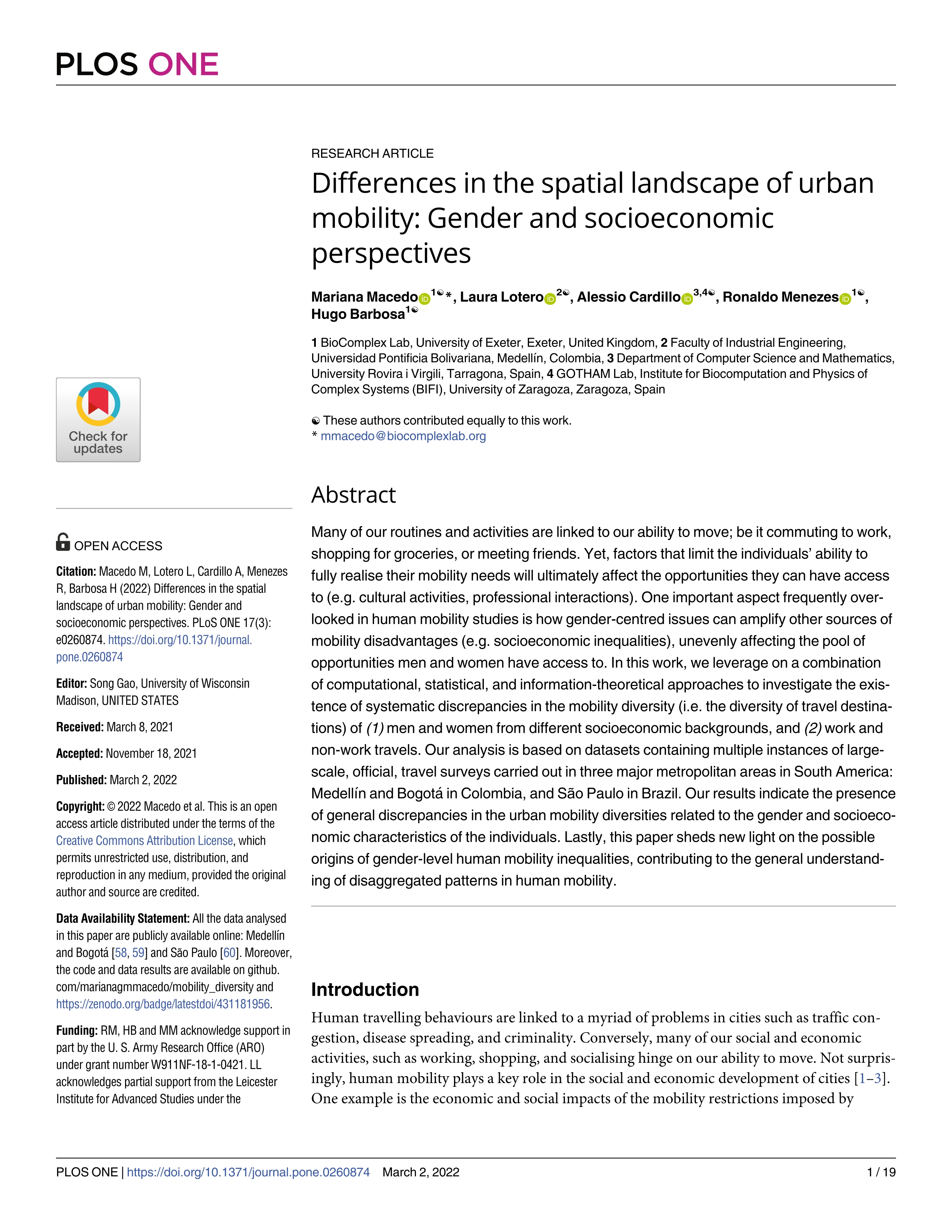 Differences in the spatial landscape of urban mobility: Gender and socioeconomic perspectives; 35235562
