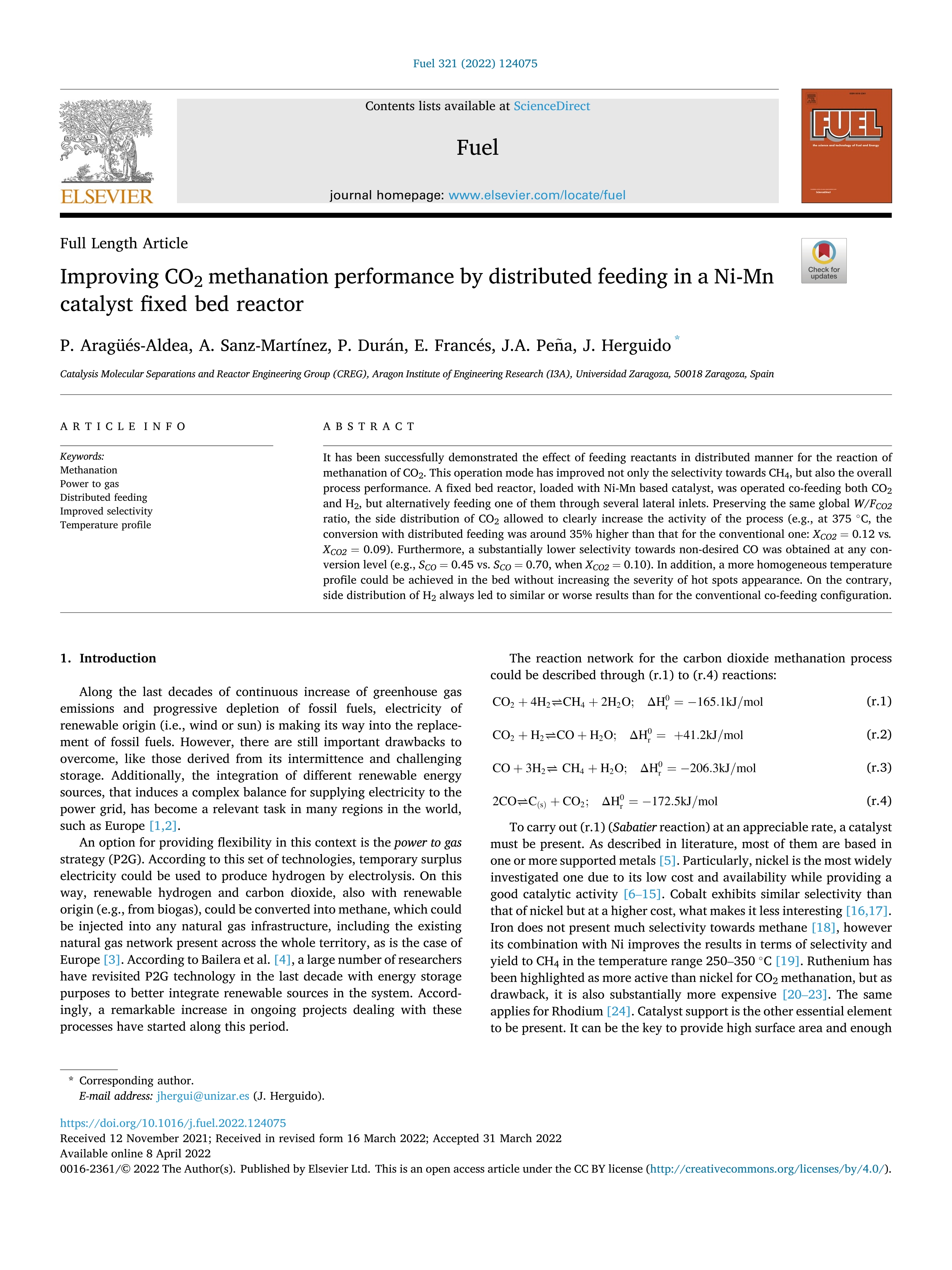 Improving CO2 methanation performance by distributed feeding in a Ni-Mn catalyst fixed bed reactor