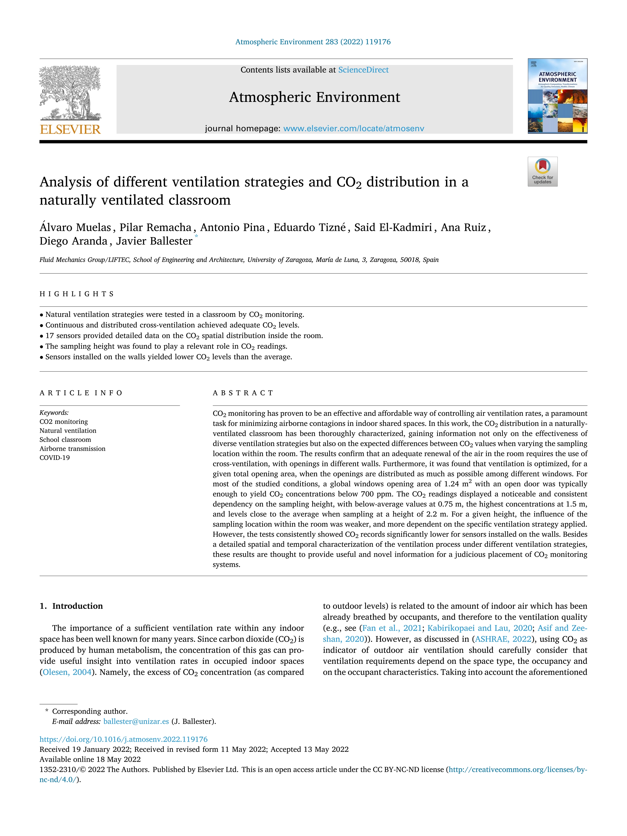 Analysis of different ventilation strategies and CO2 distribution in a naturally ventilated classroom