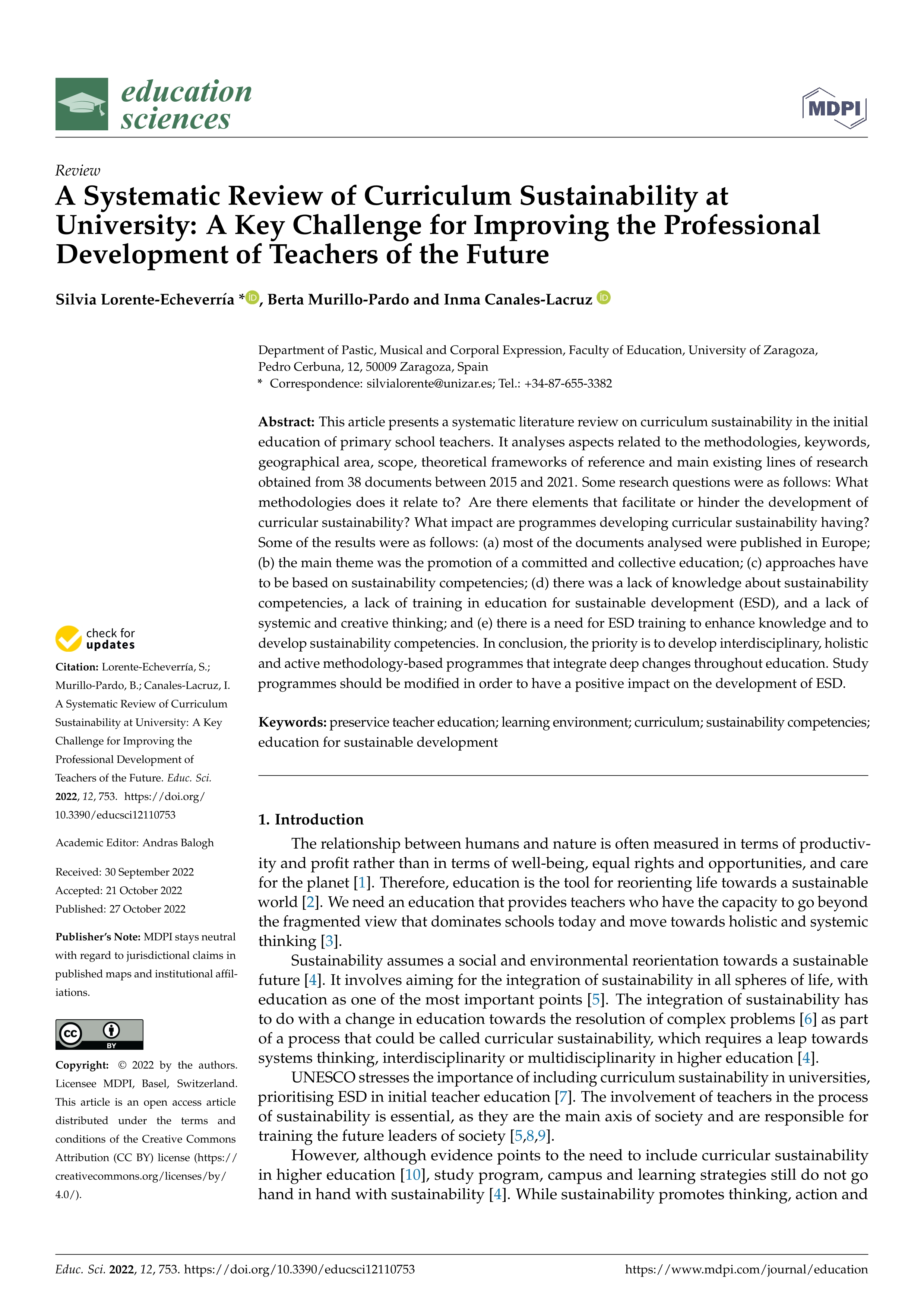 A systematic review of curriculum sustainability at university: a key challenge for improving the professional development of teachers of the future