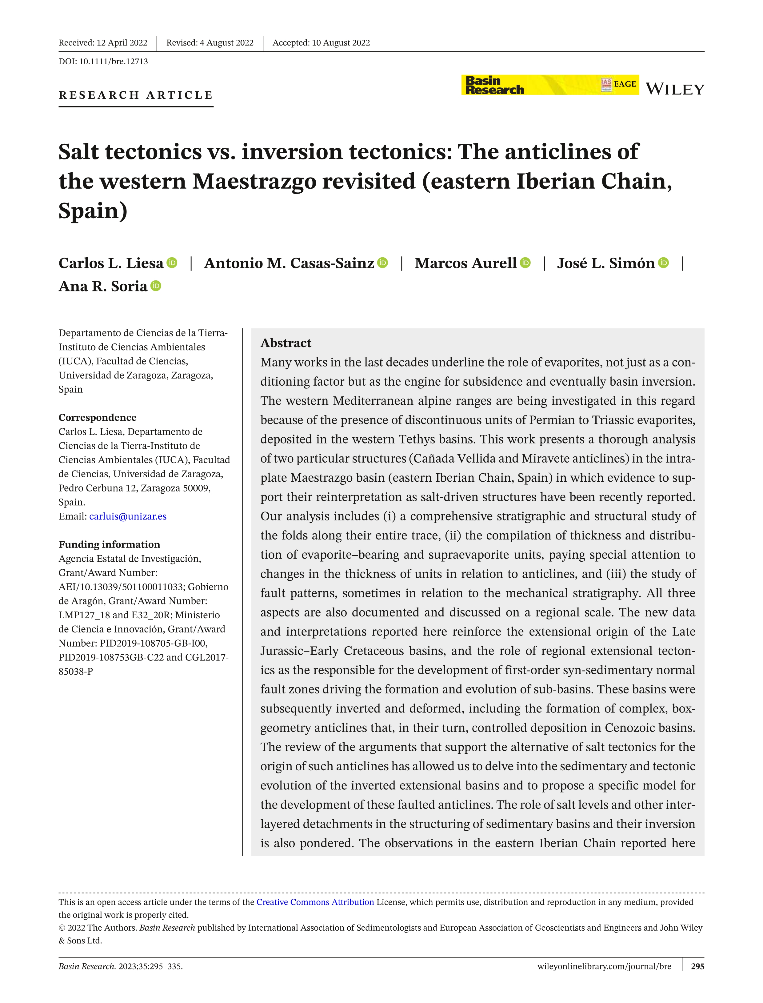 Salt tectonics vs. inversion tectonics: The anticlines of the western Maestrazgo revisited (eastern Iberian Chain, Spain)