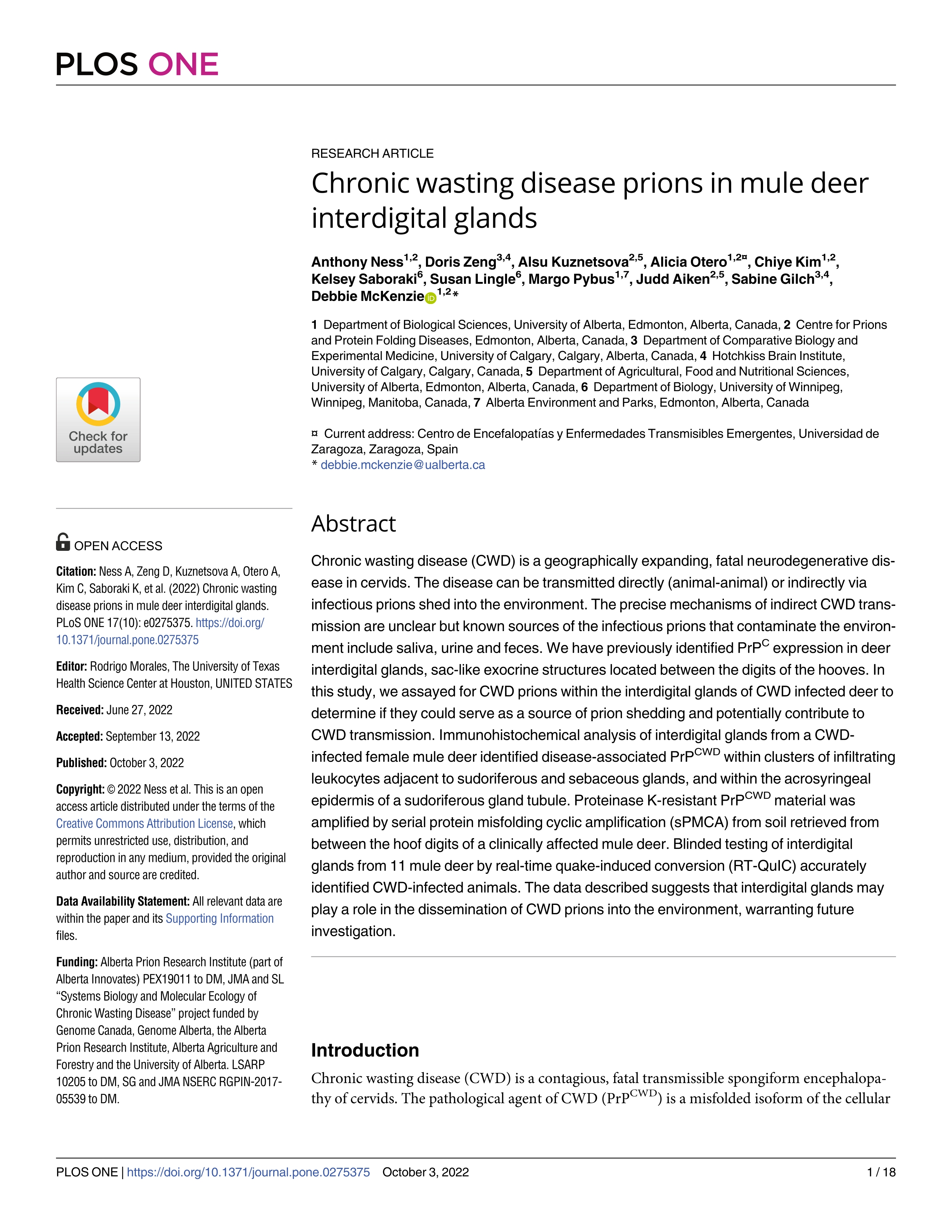 Chronic wasting disease prions in mule deer interdigital glands