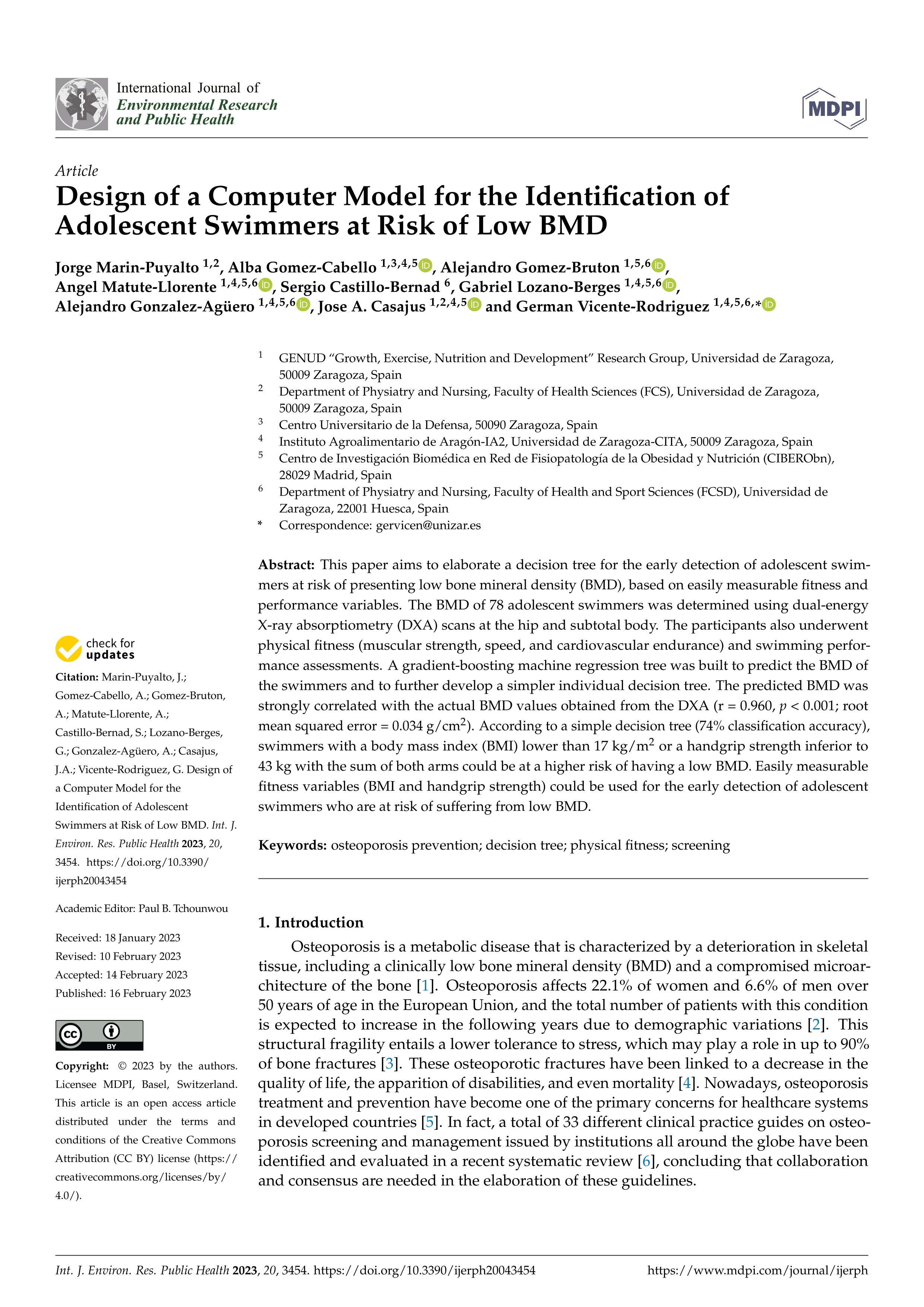 Design of a computer model for the identification of adolescent swimmers at risk of low BMD