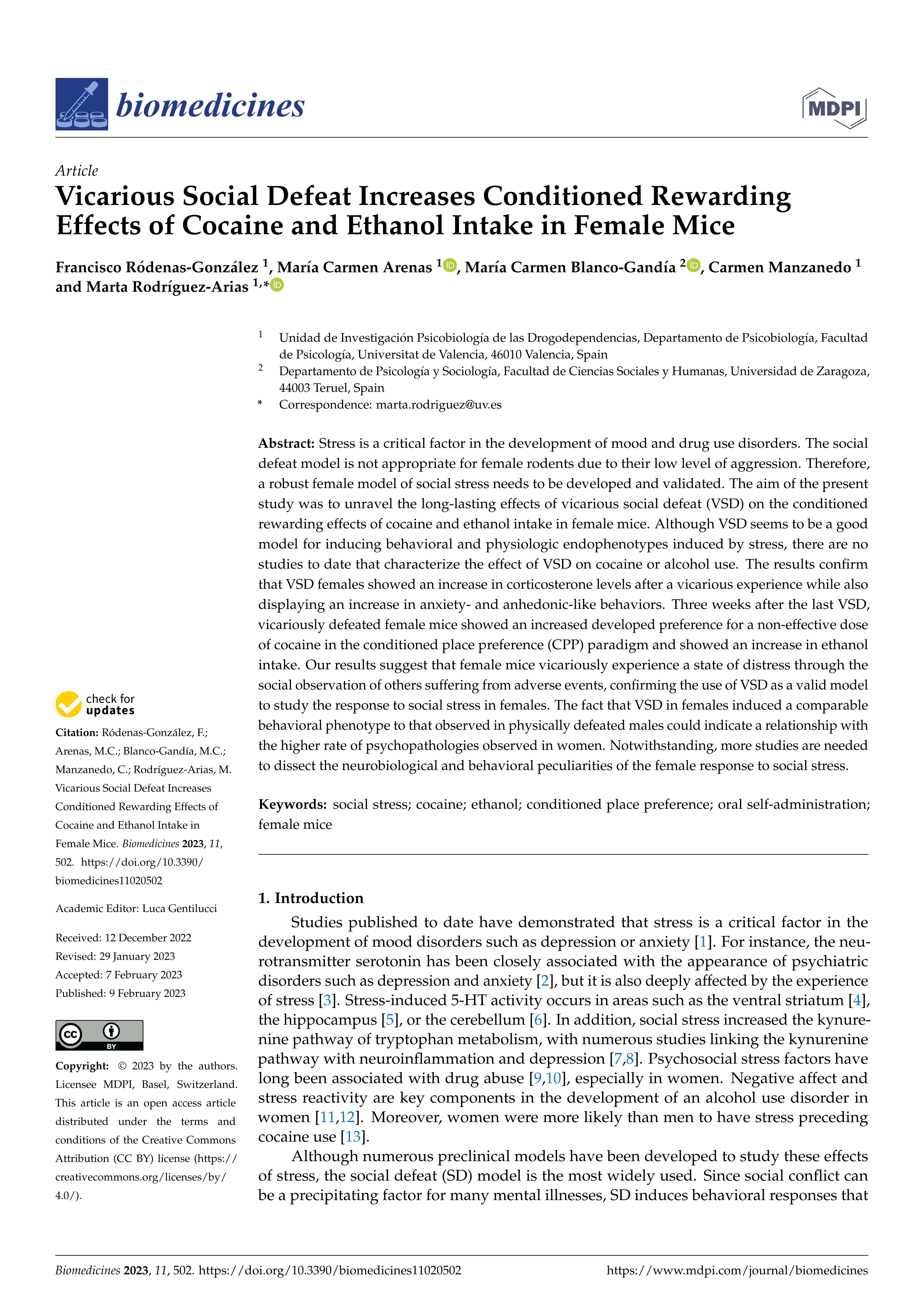 Vicarious social defeat increases conditioned rewarding effects of cocaine and ethanol intake in female mice