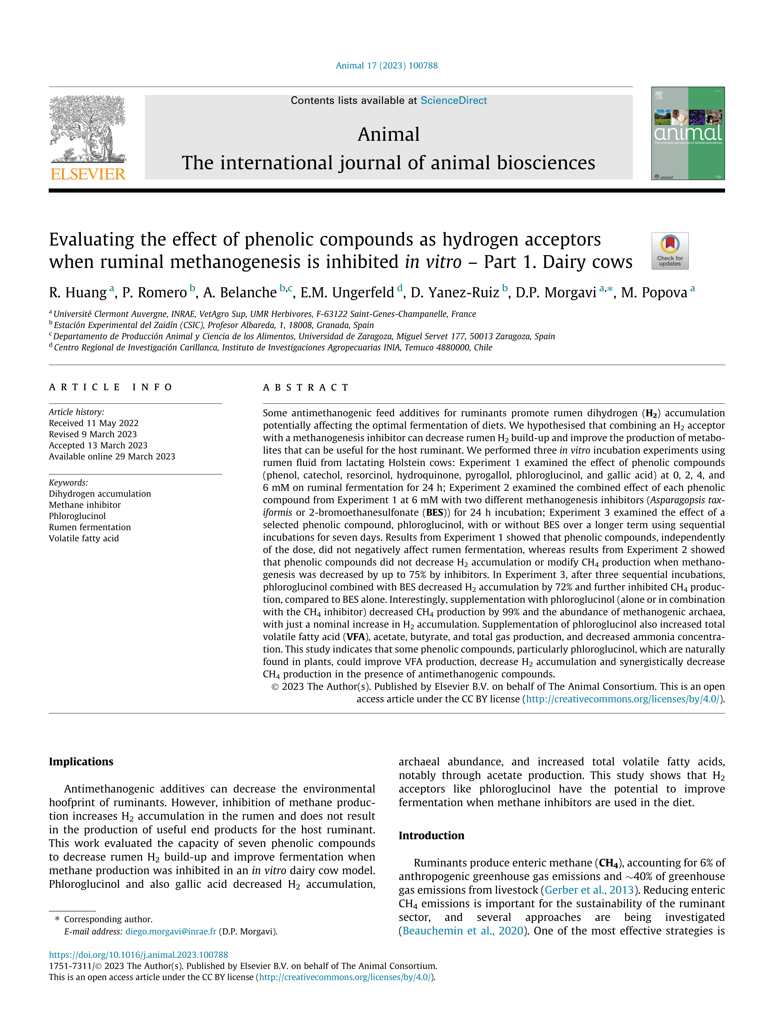 Evaluating the effect of phenolic compounds as hydrogen acceptors when ruminal methanogenesis is inhibited in vitro – Part 1. Dairy cows