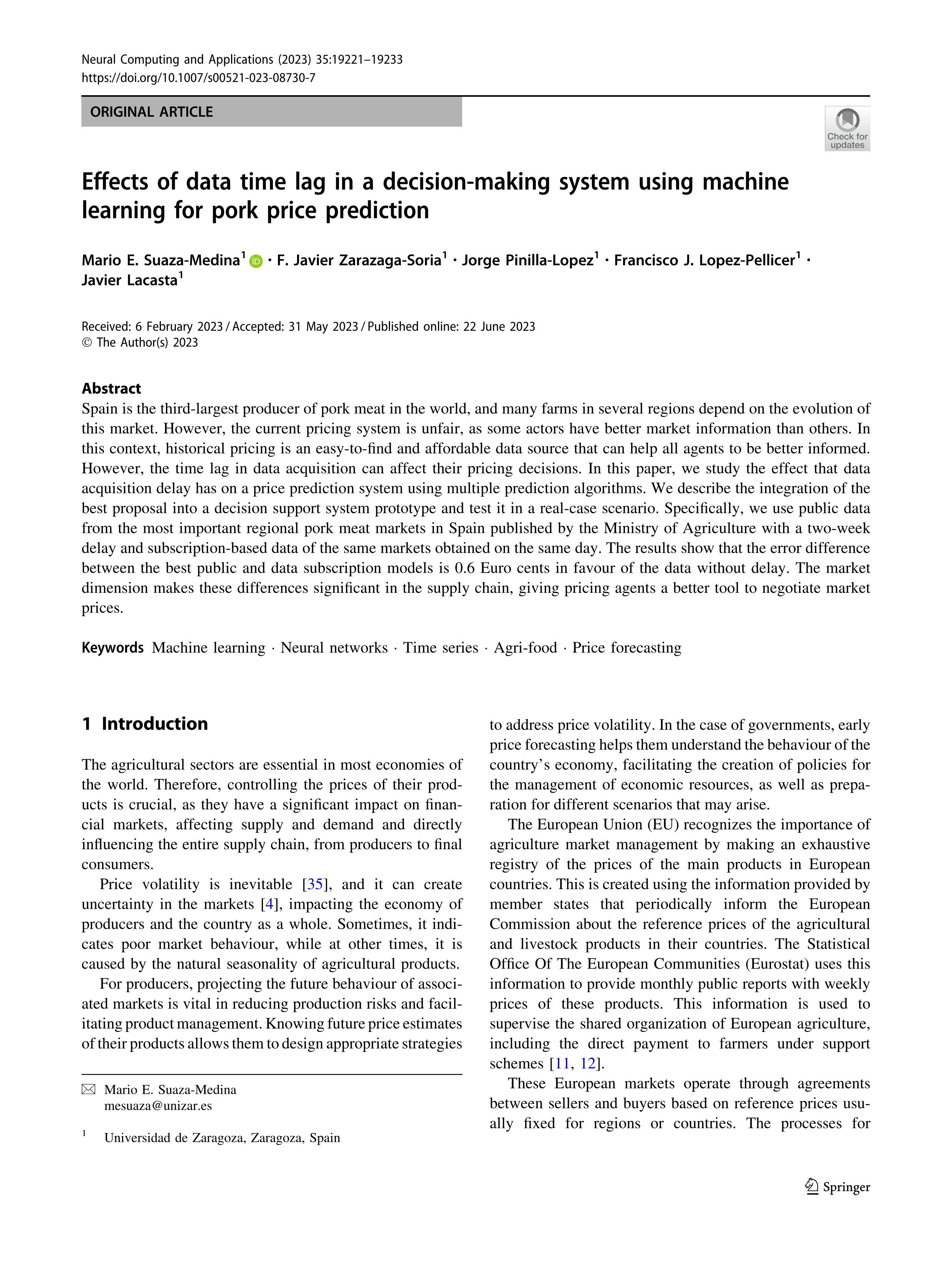 Effects of data time lag in a decision-making system using machine learning for pork price prediction