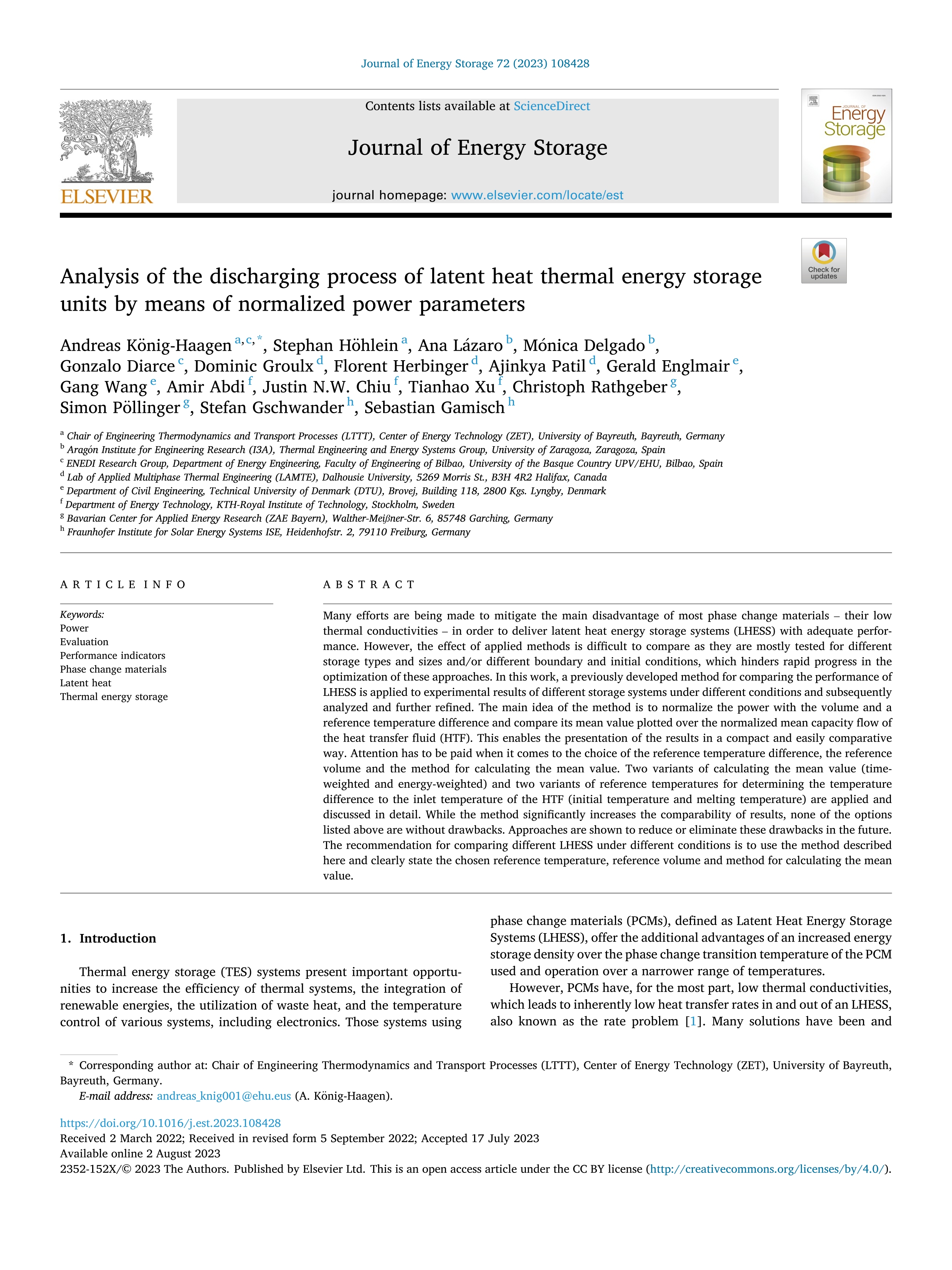 Analysis of the discharging process of latent heat thermal energy storage units by means of normalized power parameters