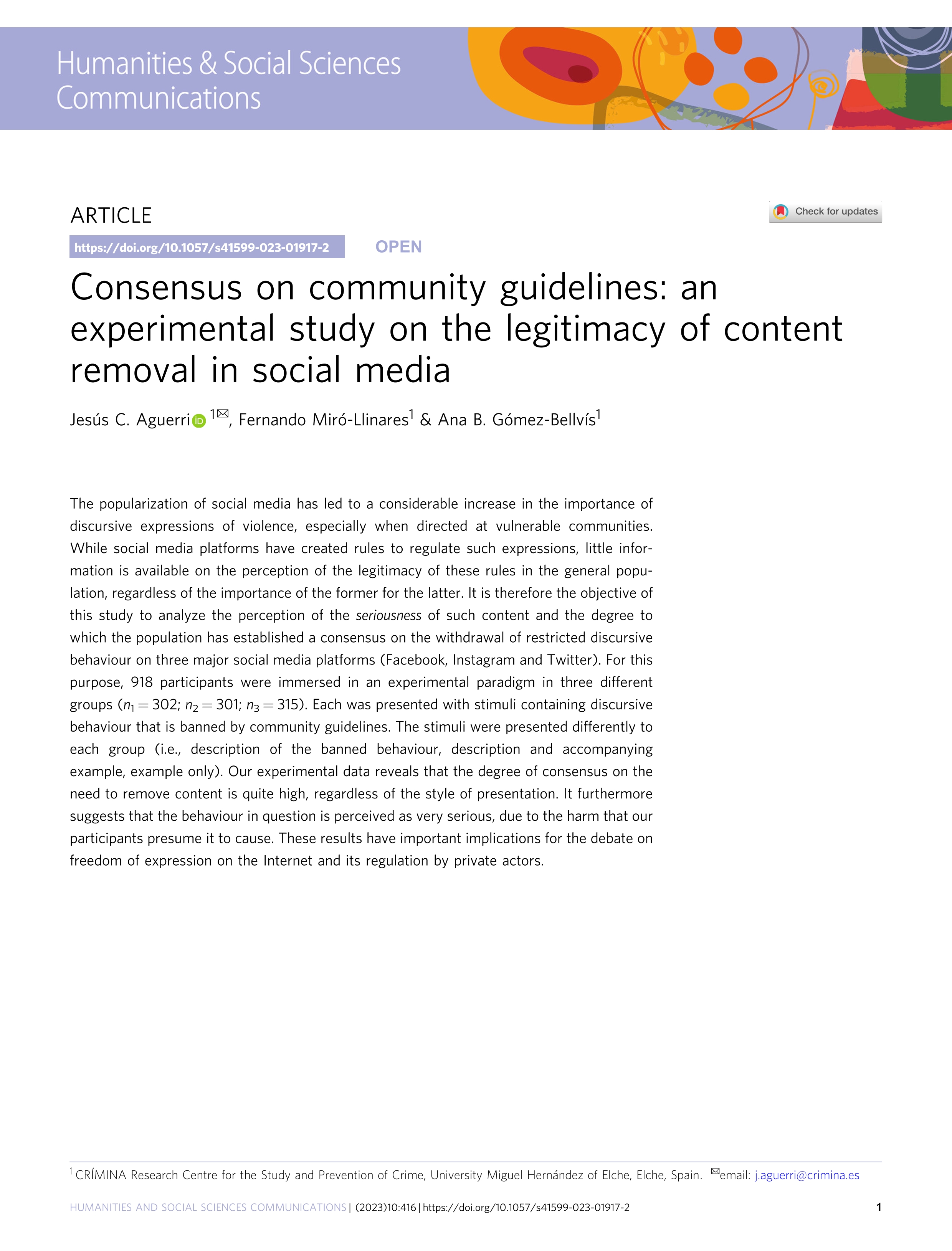 Consensus on community guidelines: an experimental study on the legitimacy of content removal in social media