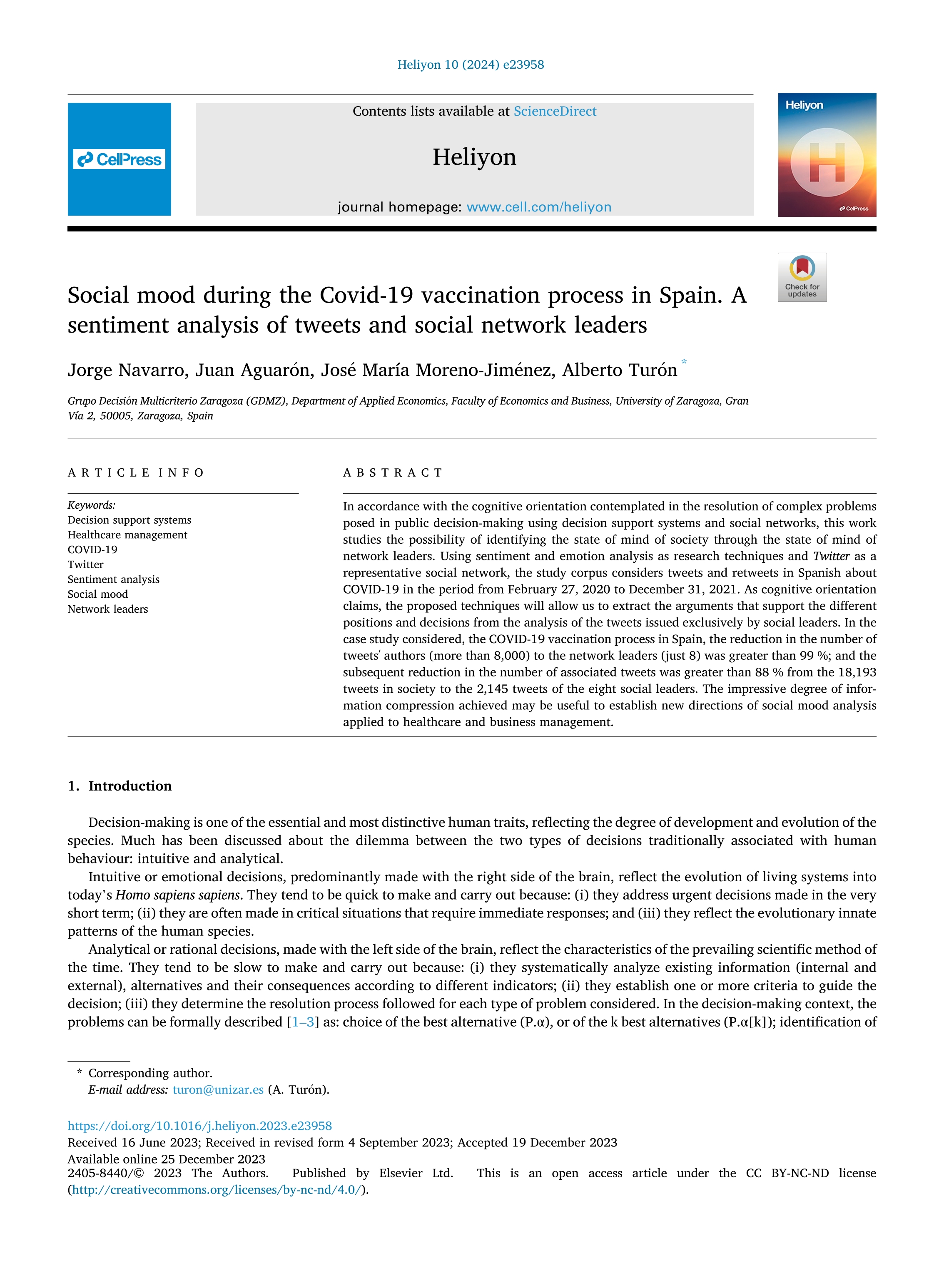 Social mood during the Covid-19 vaccination process in Spain. A sentiment analysis of tweets and social network leaders