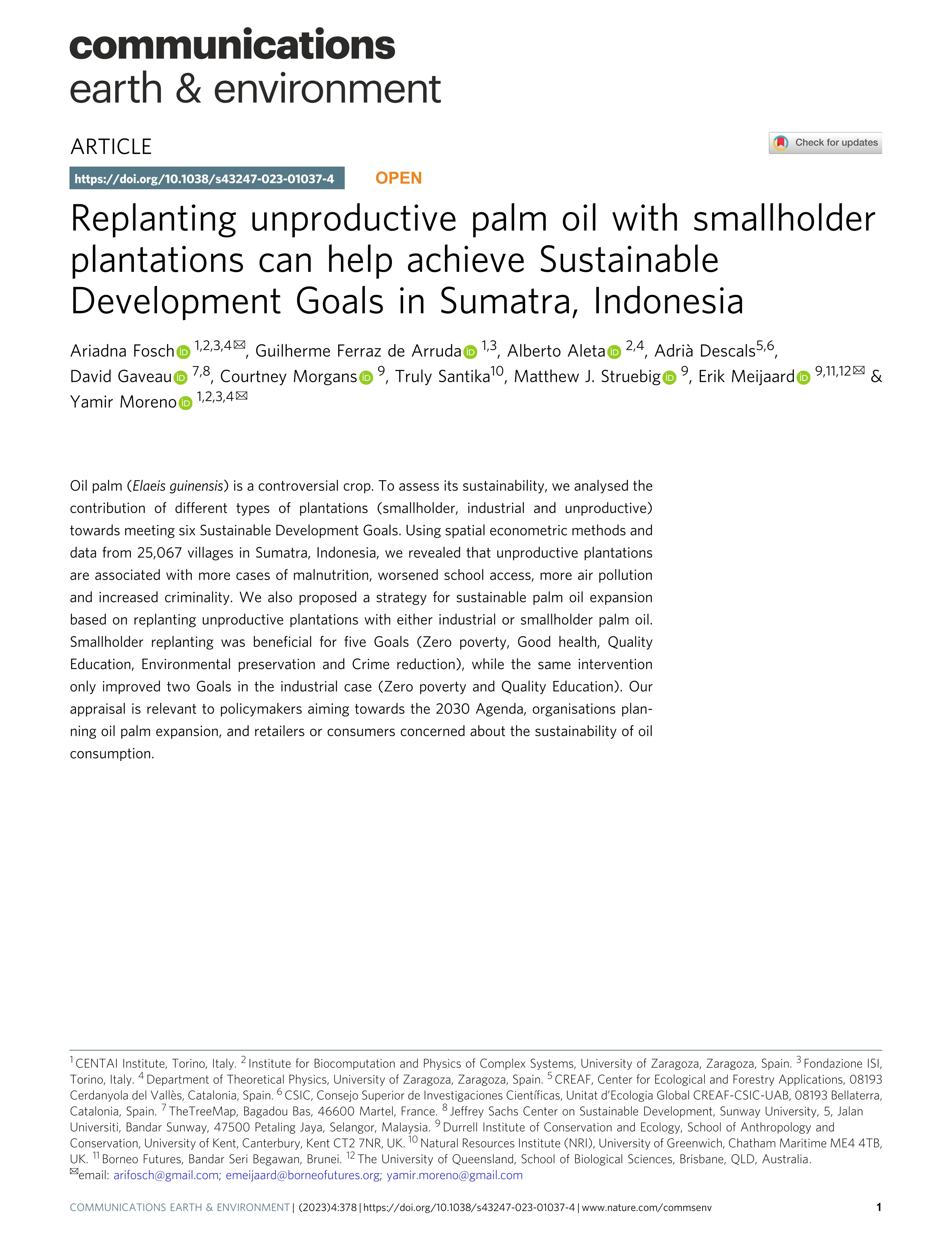 Replanting unproductive palm oil with smallholder plantations can help achieve Sustainable Development Goals in Sumatra, Indonesia