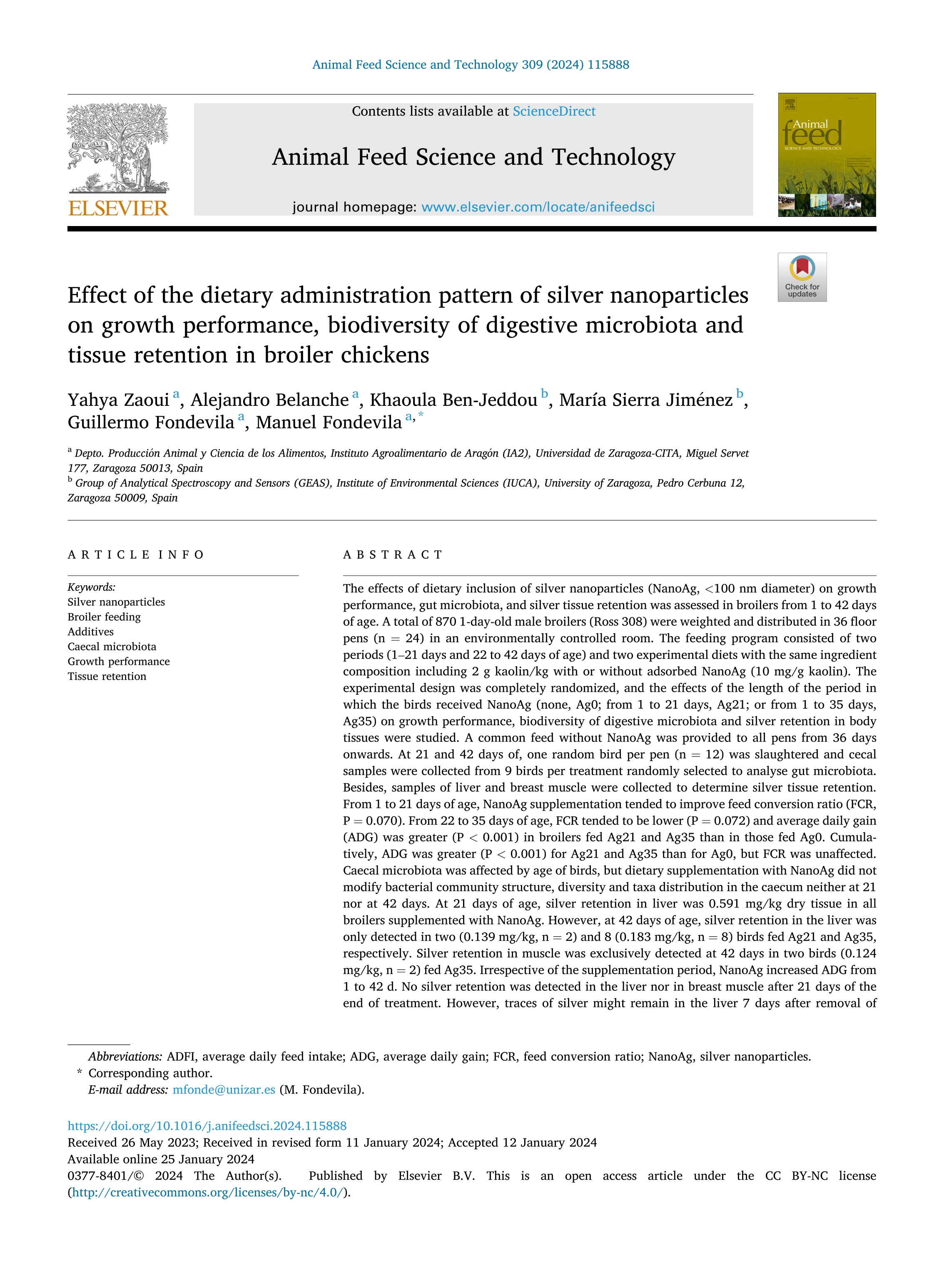 Effect of the dietary administration pattern of silver nanoparticles on growth performance, biodiversity of digestive microbiota and tissue retention in broiler chickens