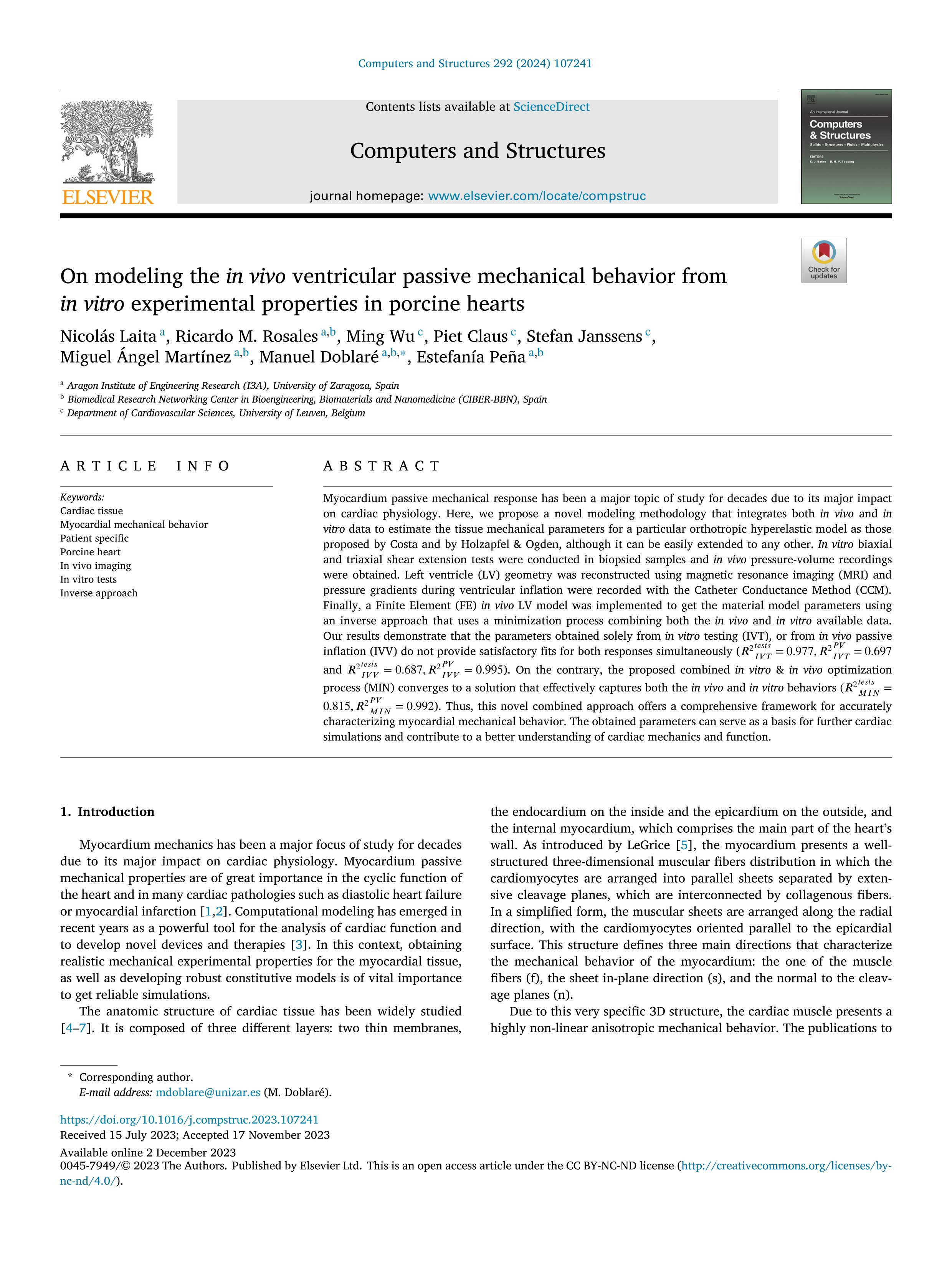 On modeling the in vivo ventricular passive mechanical behavior from in vitro experimental properties in porcine hearts