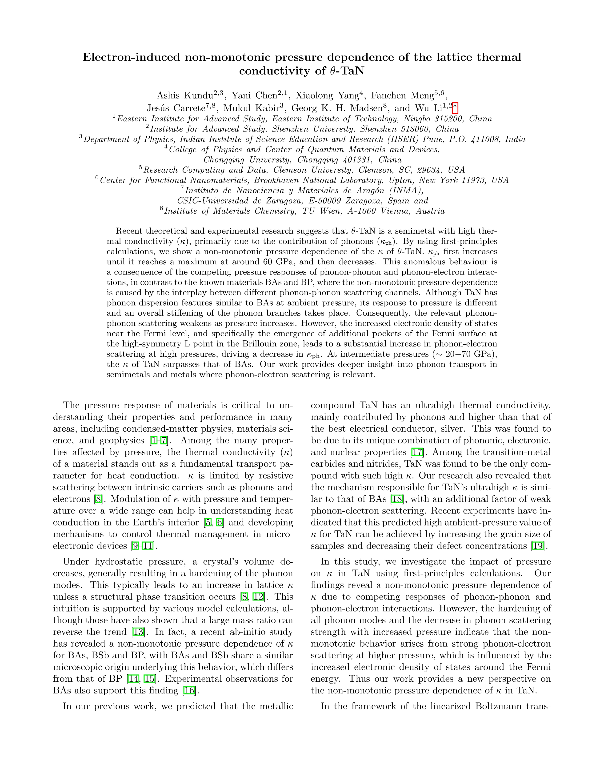 Electron-Induced Nonmonotonic Pressure Dependence of the Lattice Thermal Conductivity of  ¿ -TaN