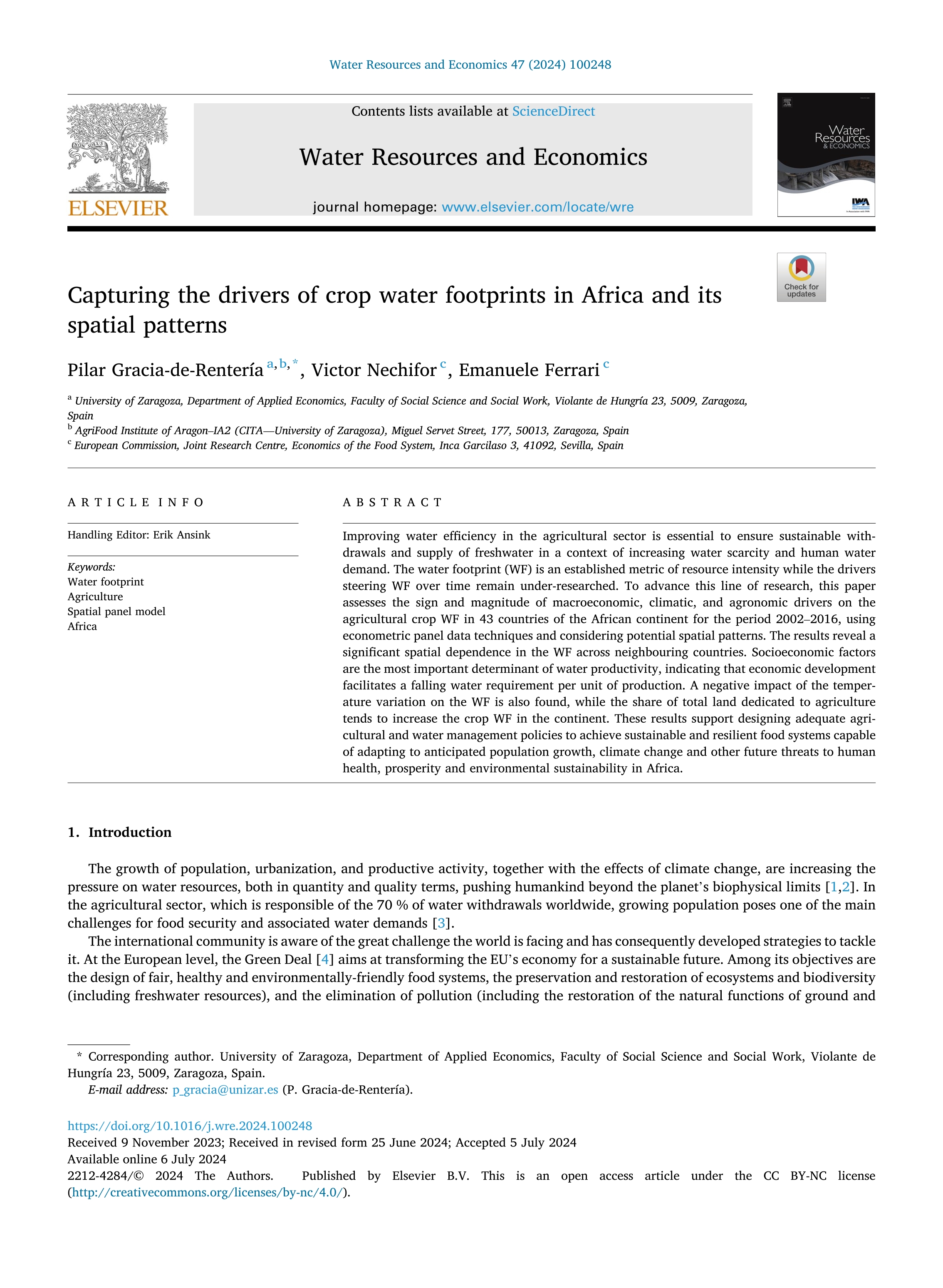 Capturing the drivers of crop water footprints in Africa and its spatial patterns