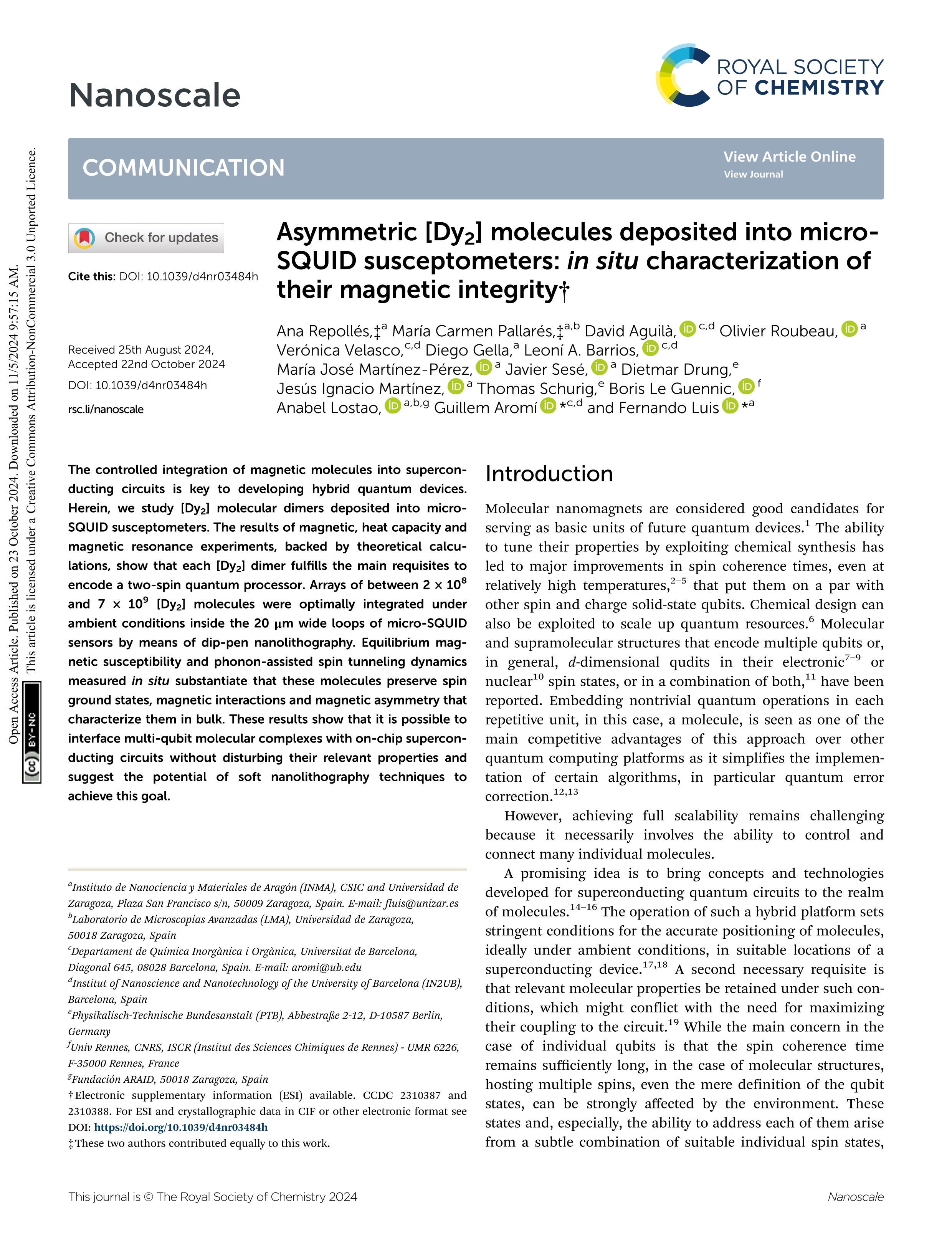 Asymmetric [Dy2] molecules deposited into microSQUID susceptometers: in situ characterization of their magnetic integrity