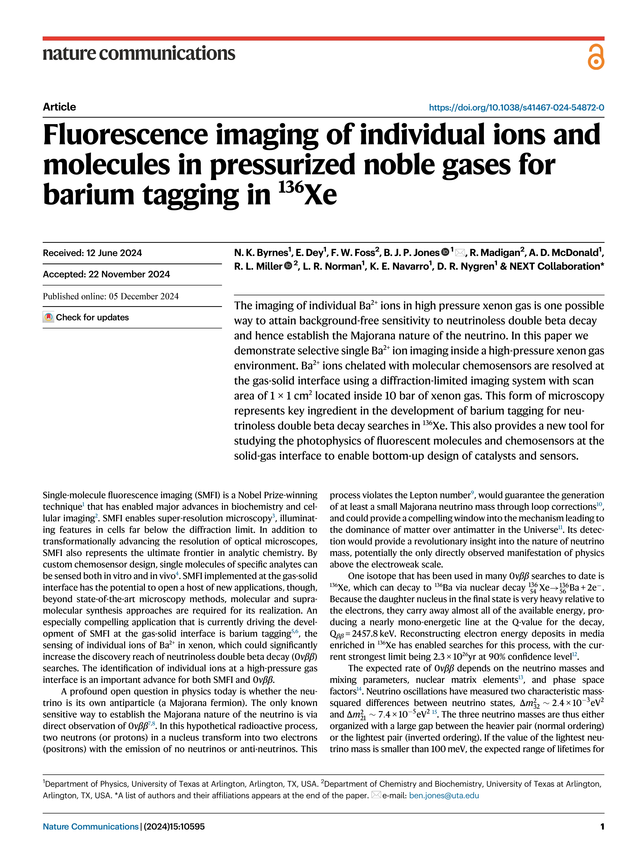 Fluorescence imaging of individual ions and molecules in pressurized noble gases for barium tagging in 136Xe