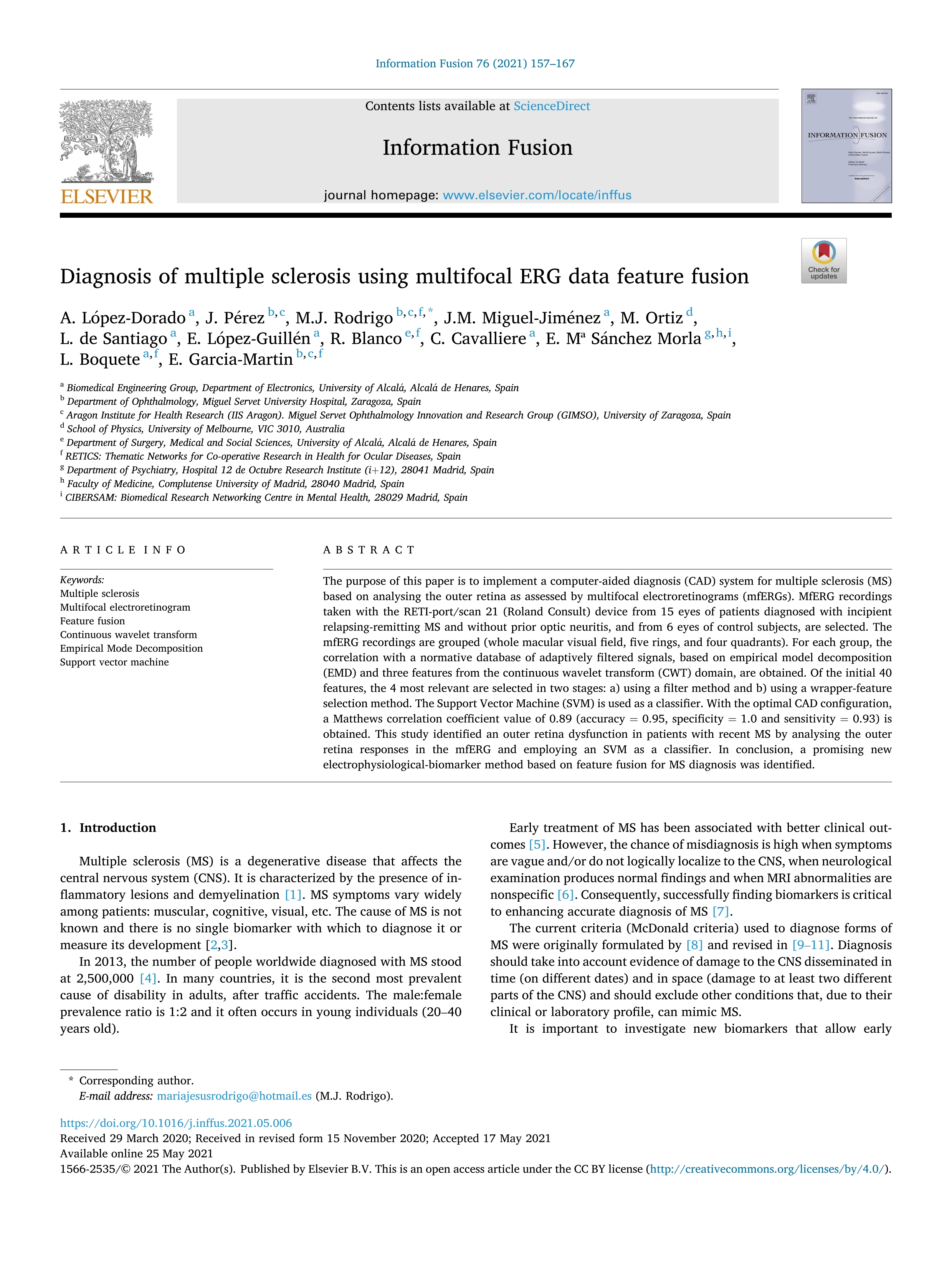 Diagnosis of multiple sclerosis using multifocal ERG data feature fusion