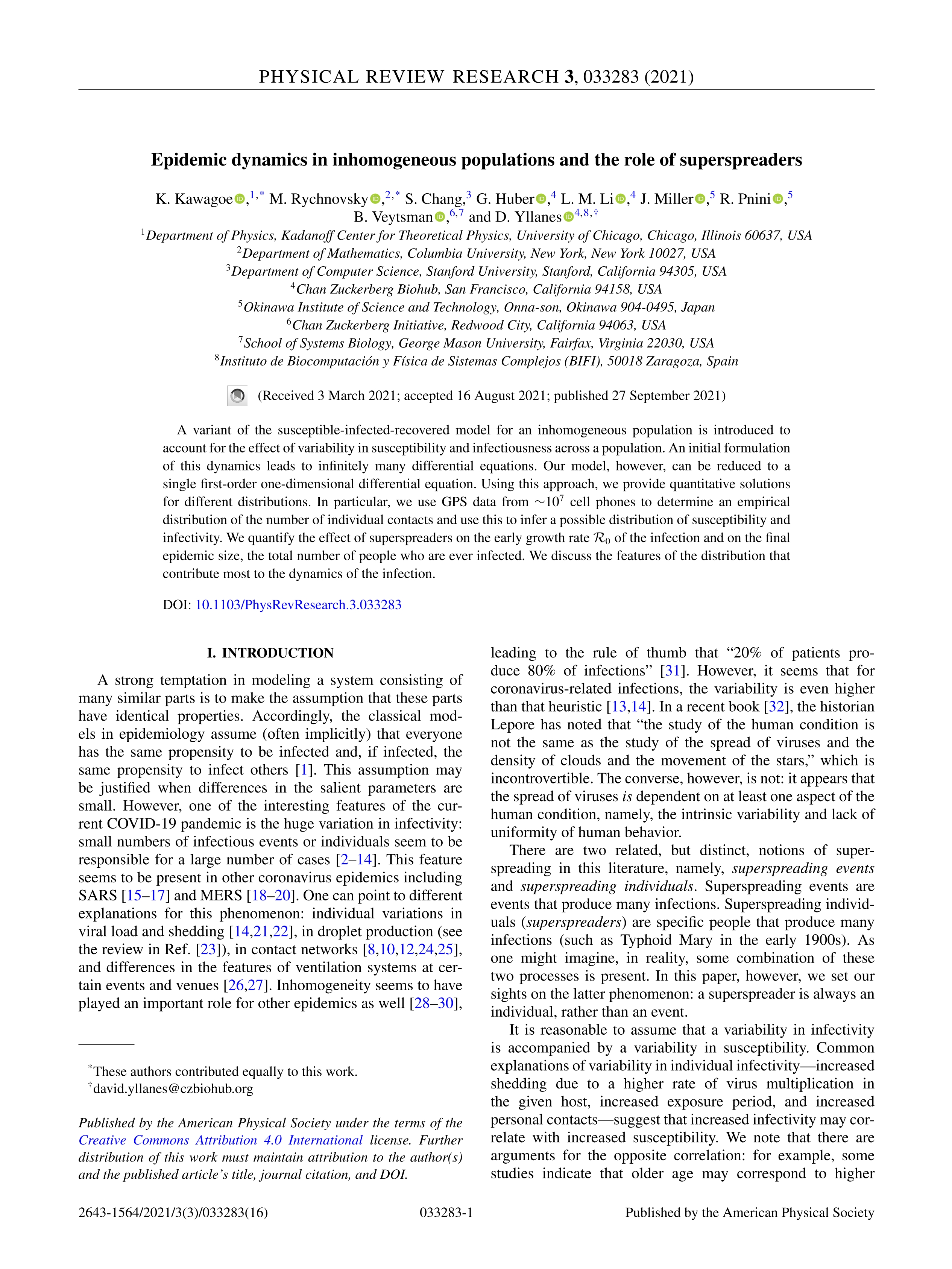 Epidemic dynamics in inhomogeneous populations and the role of superspreaders