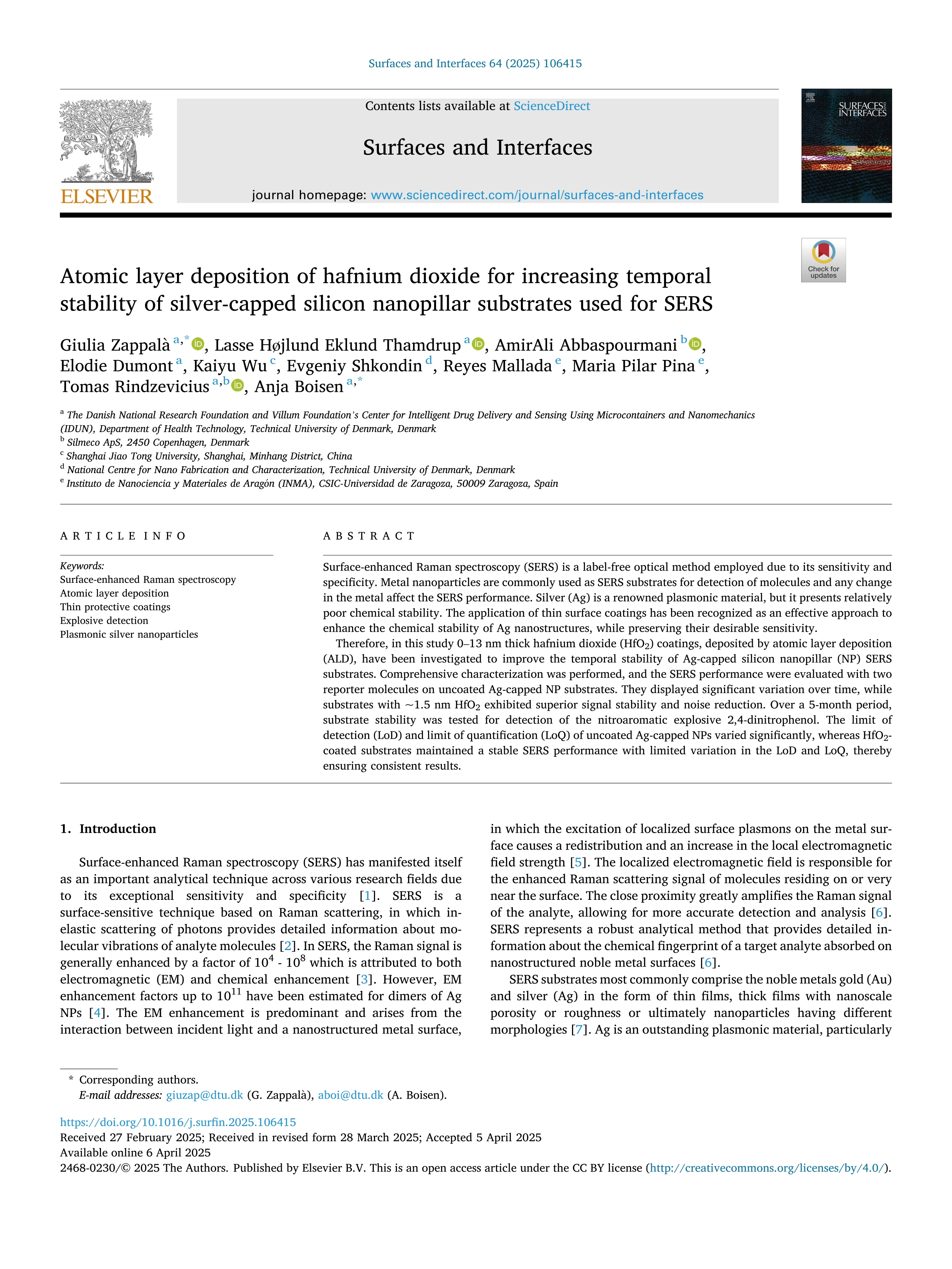 Atomic layer deposition of hafnium dioxide for increasing temporal stability of silver-capped silicon nanopillar substrates used for SERS