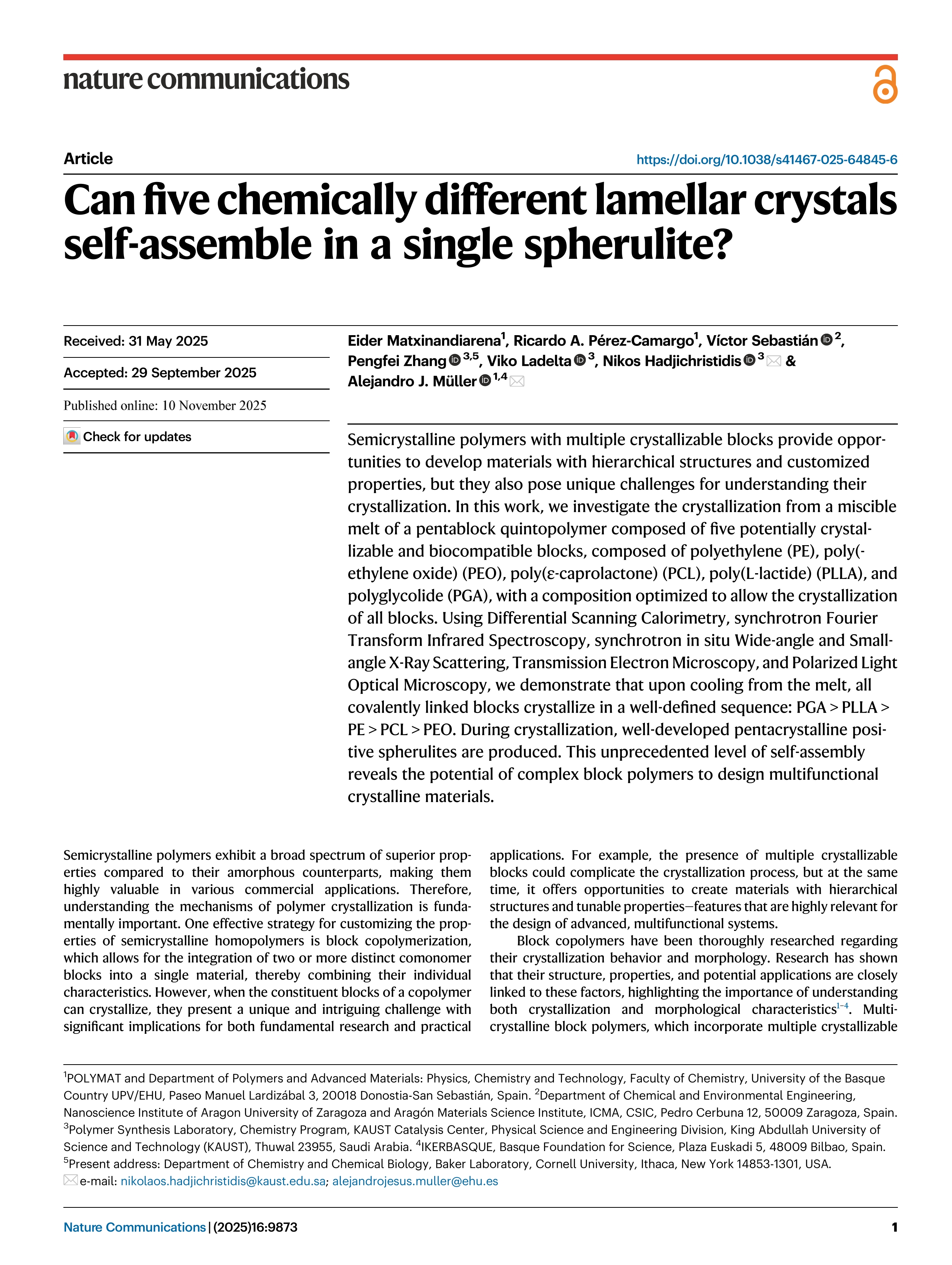 Can five chemically different lamellar crystals self-assemble in a single spherulite?