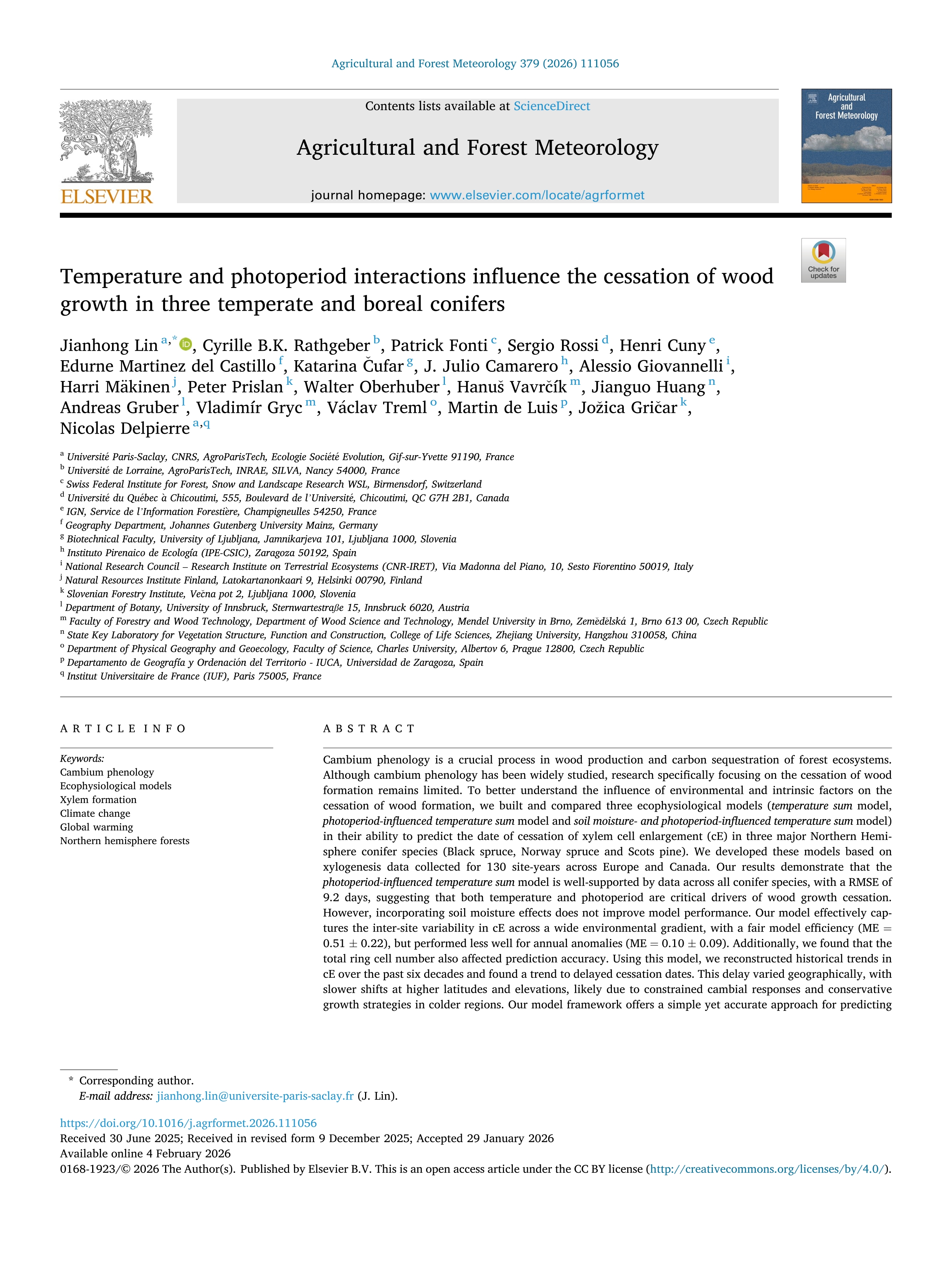 Temperature and photoperiod interactions influence the cessation of wood growth in three temperate and boreal conifers