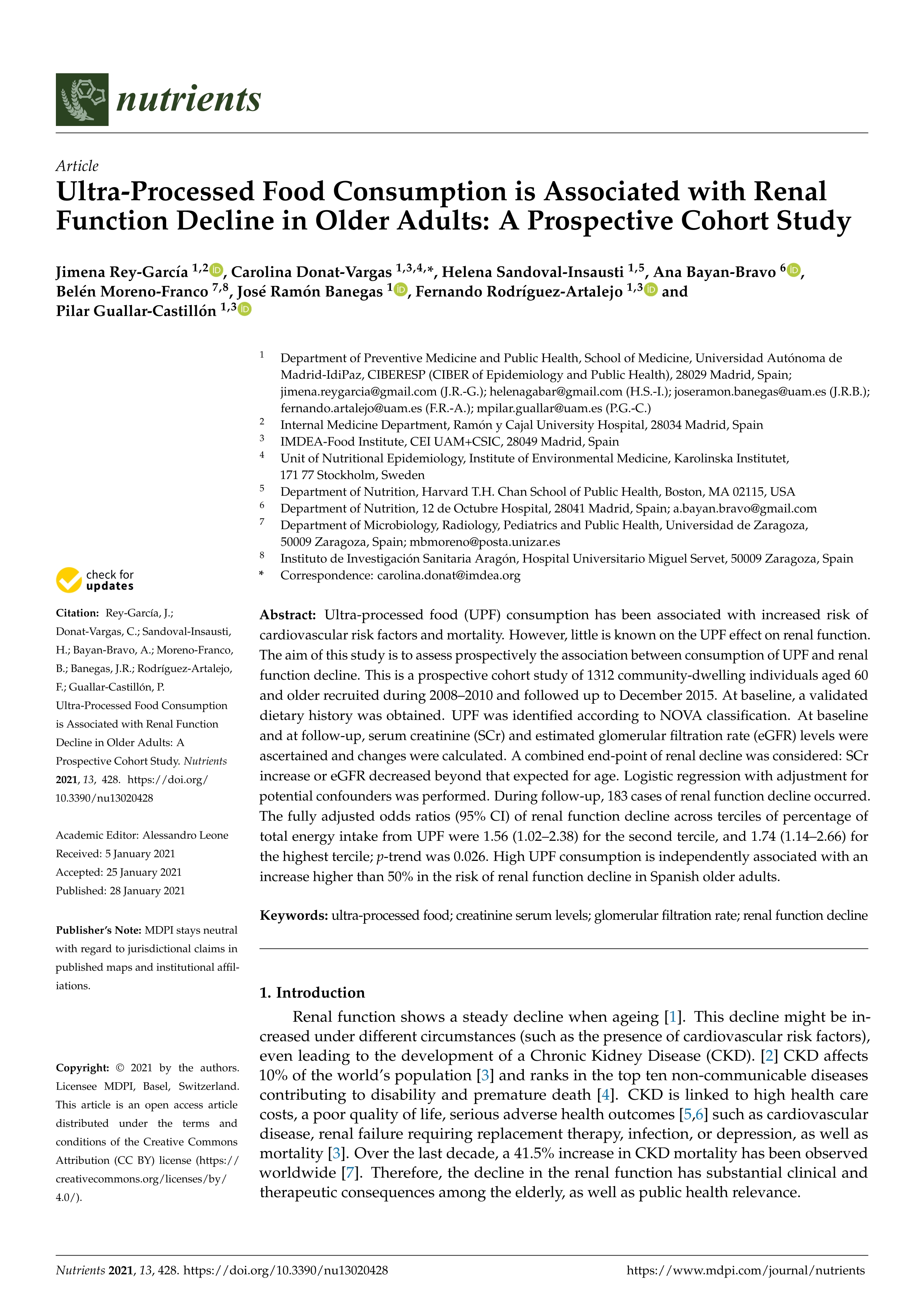 Ultra-processed food consumption is associated with renal function decline in older adults: A prospective cohort study